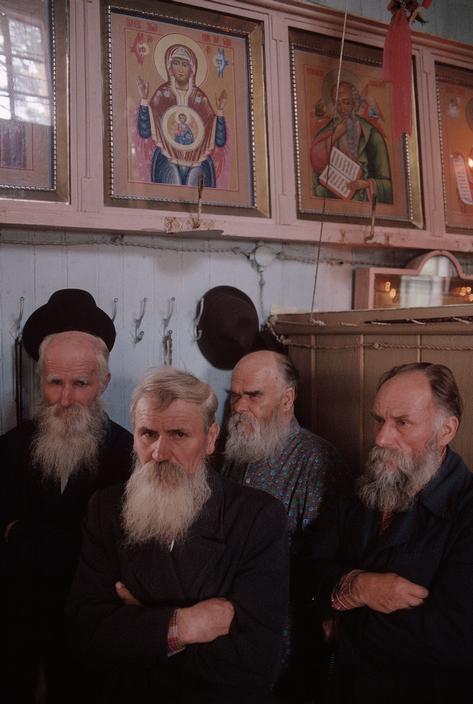 MOLDAVIA. Village of Kounicha ("Old Believers"), group of Russian religious dissenters. 1988.