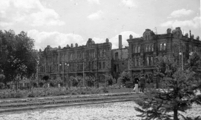 Серафимовский дом, 1942 год.