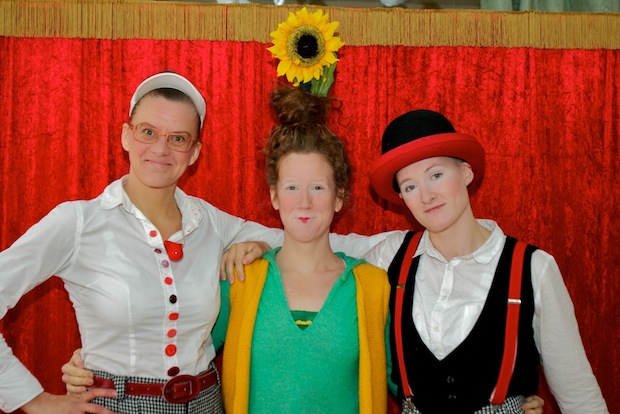 clowns_without_borders_00