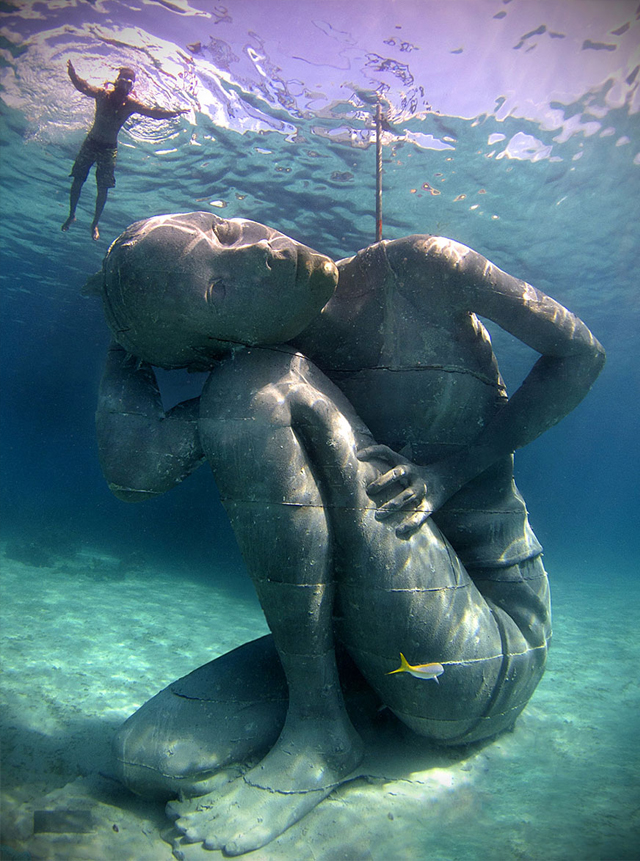 largest_underwater_sculpture