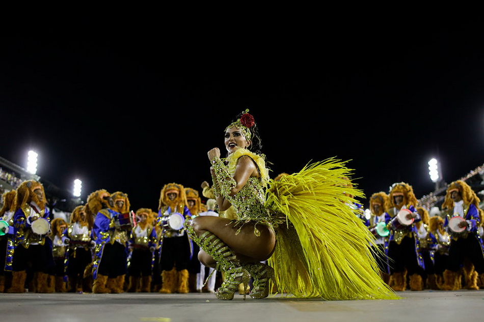 08-Carnival-Brazil-2015