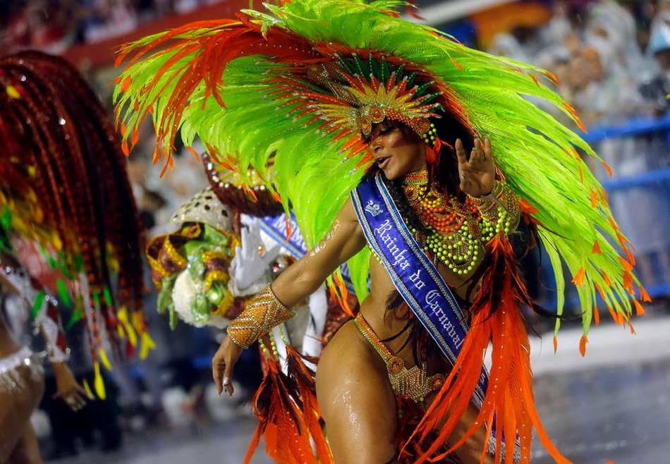10-Carnival-Brazil-2015
