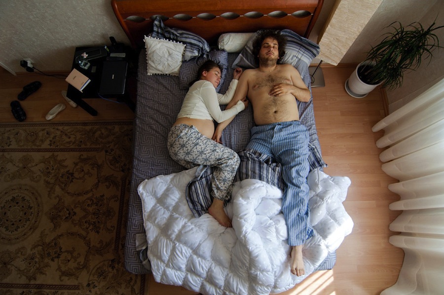 pregnant-parent-portraits-waiting-jana-romanova-3