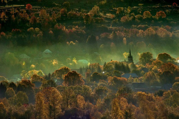 Alex-Robciuc-transylvanian-mountains-sunrise-16-677x453