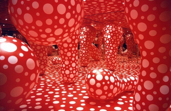 Dots Obsession 1998  via David Zwirner Gallery