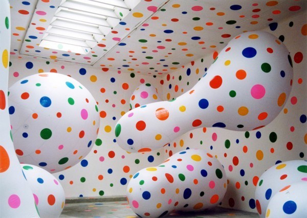 Dots Obsession - New Century 2000  via David Zwirner Gallery