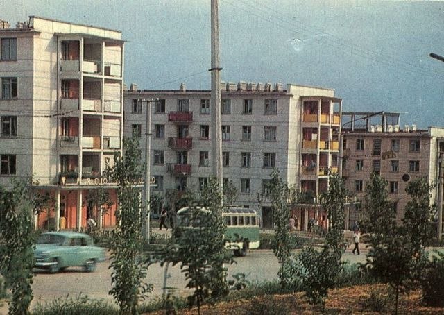 Soviet-Moldova-Chisinau-Riskanovka-15