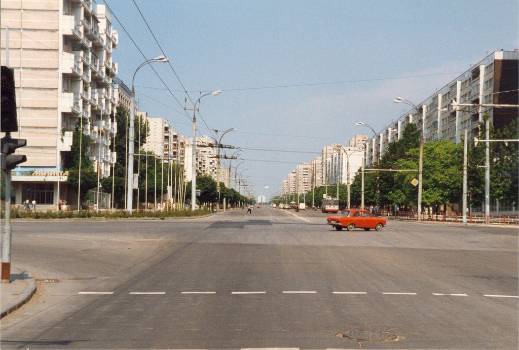 Soviet-Moldova-Chisinau-Riskanovka-9