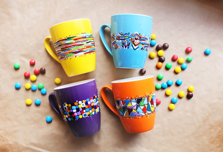 bright mugs