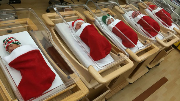 01-hospital-christmas-decorations