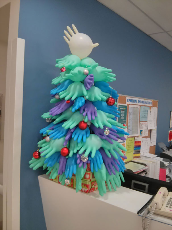 03-hospital-christmas-decorations