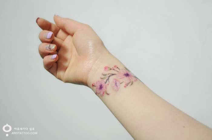 04-watercolor-tattoos-silo