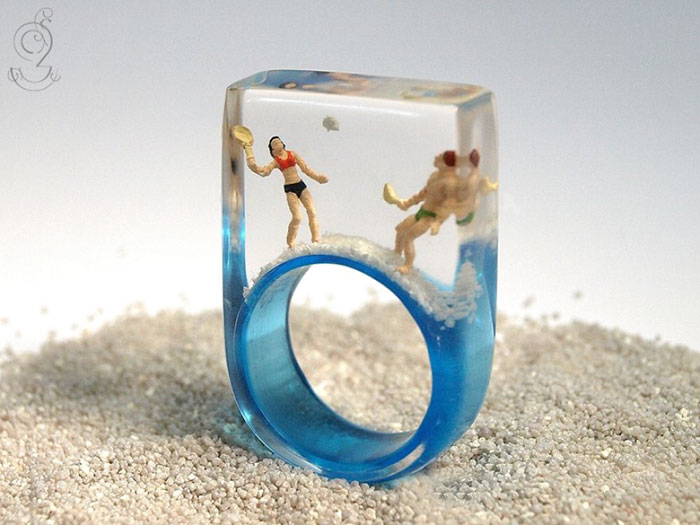 miniature-worlds-inside-jewelry-isabell-kiefhaber-germany-16