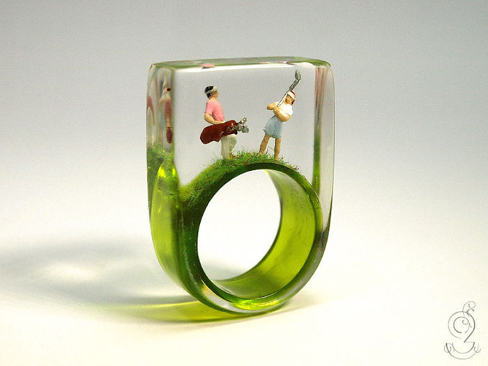 miniature-worlds-inside-jewelry-isabell-kiefhaber-germany-9