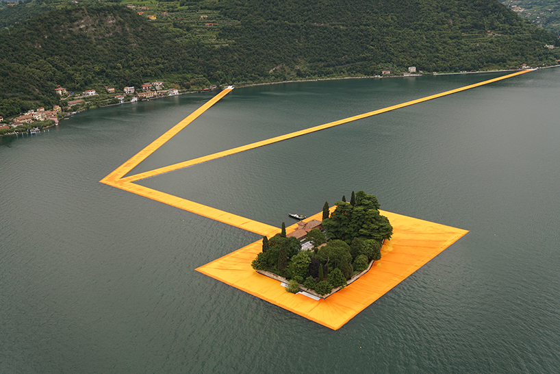 christo-and-jeanne-claude-floating-piers-lake-iseo-italy-designboom-01