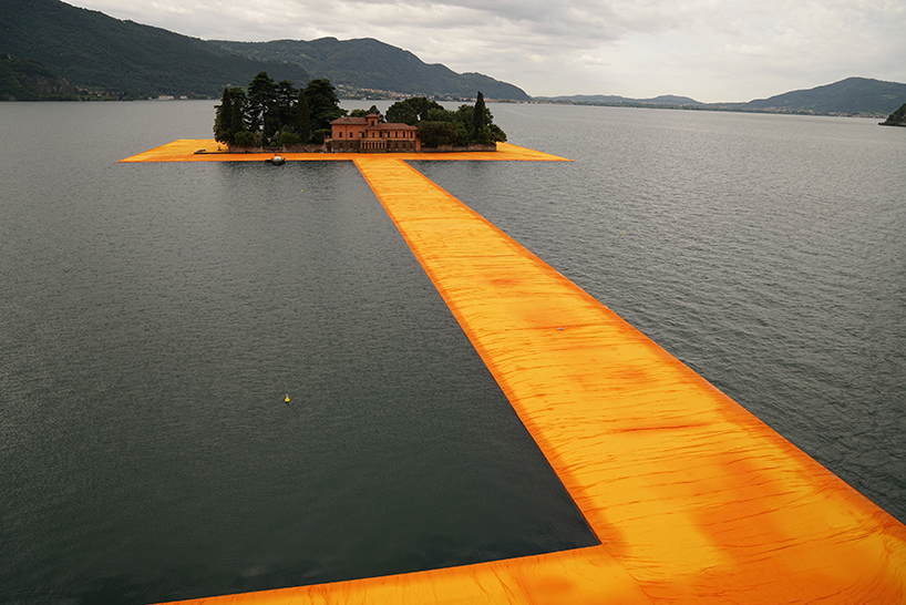 christo-and-jeanne-claude-floating-piers-lake-iseo-italy-designboom-07