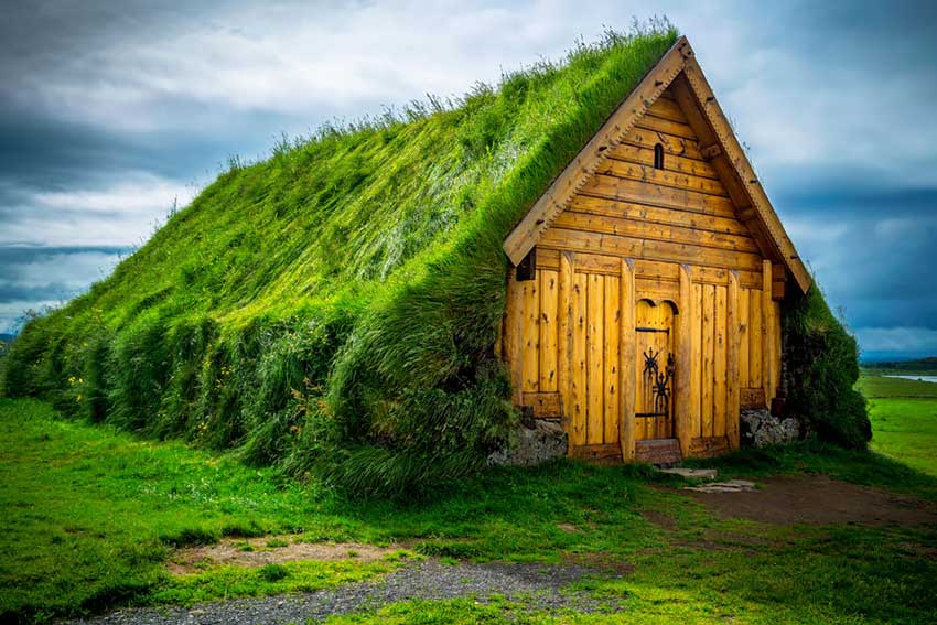 grass-roofs-scandinavia-8-575fe6e17b20f__880