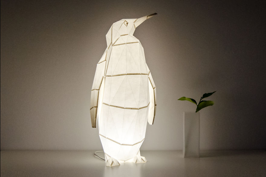owl-paperlamps-a-glowing-clan-made-of-paper-57ec63512eae6__880