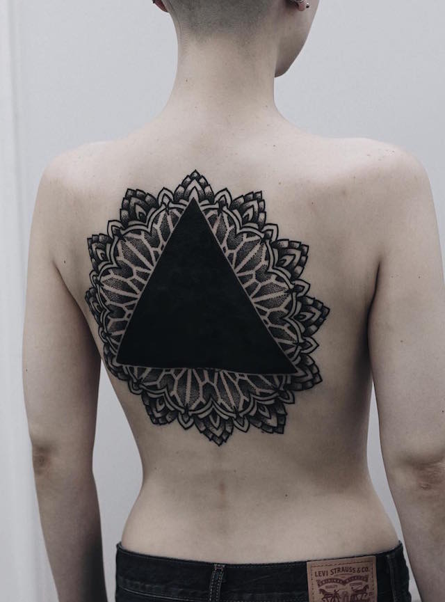 blackwork_blackbird_tattoos