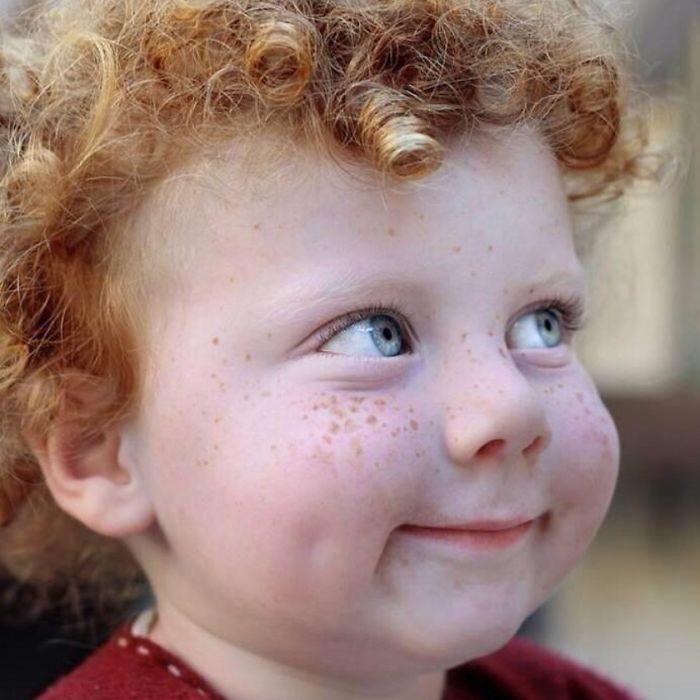 freckles-redheads-beautiful-portrait-photography-23-583565faa8c39-jpeg__700