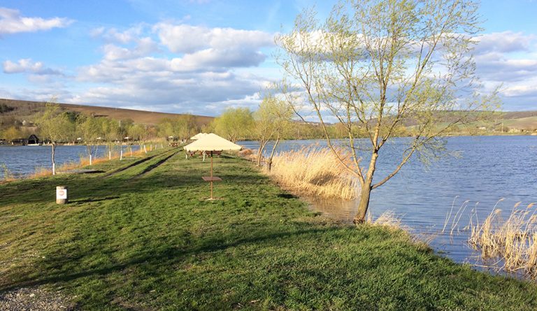 озера молдовы для рыбалки