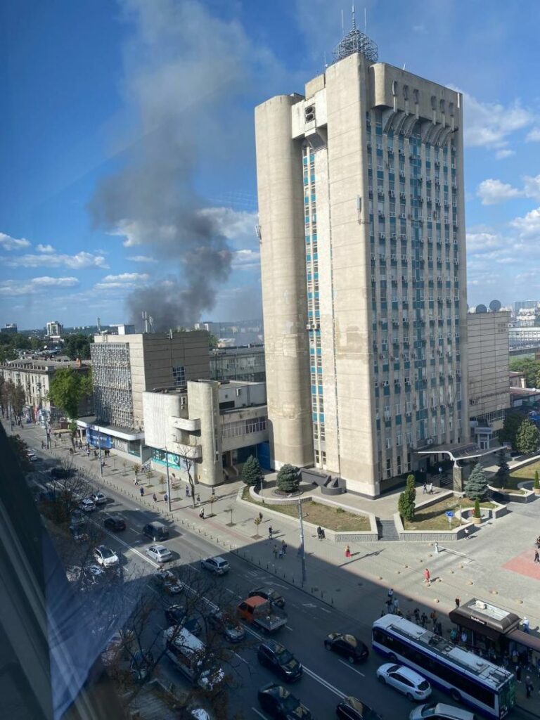 В Кишиневе на Центральном рынке вспыхнул пожар  Locals